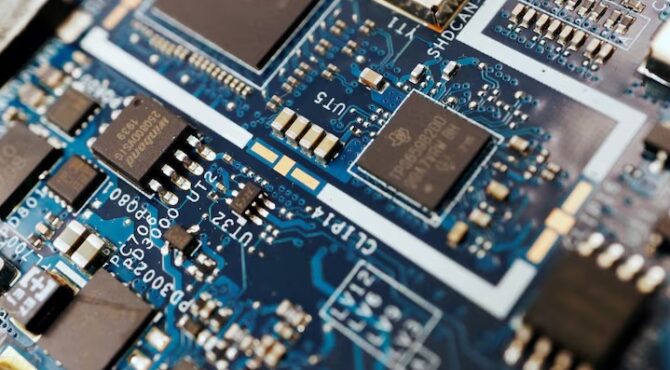 US to release result of probe into chip imports in two weeks