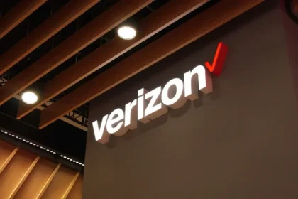 Verizon has brought back a fee that was on its way out